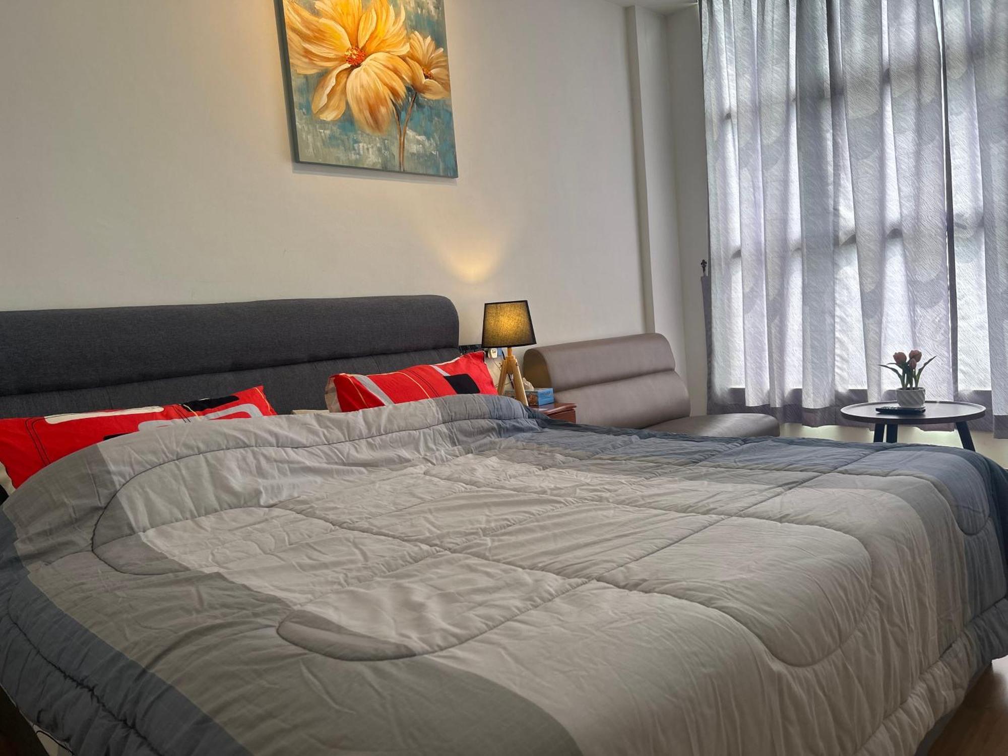 Roxy Apartment Кучінг Екстер'єр фото